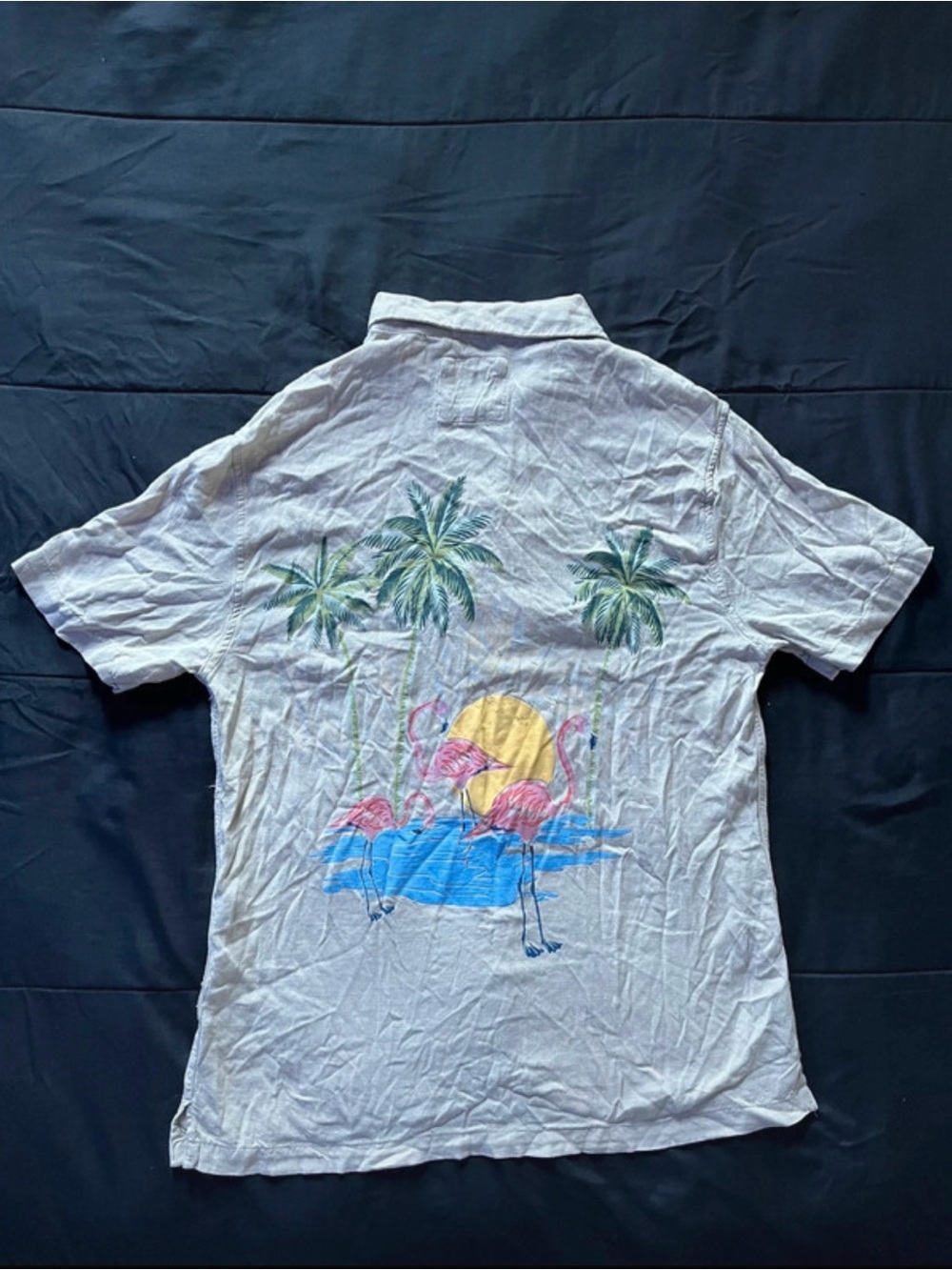 Casual White Short-Sleeve Shirt with Flamingo & Palm Print